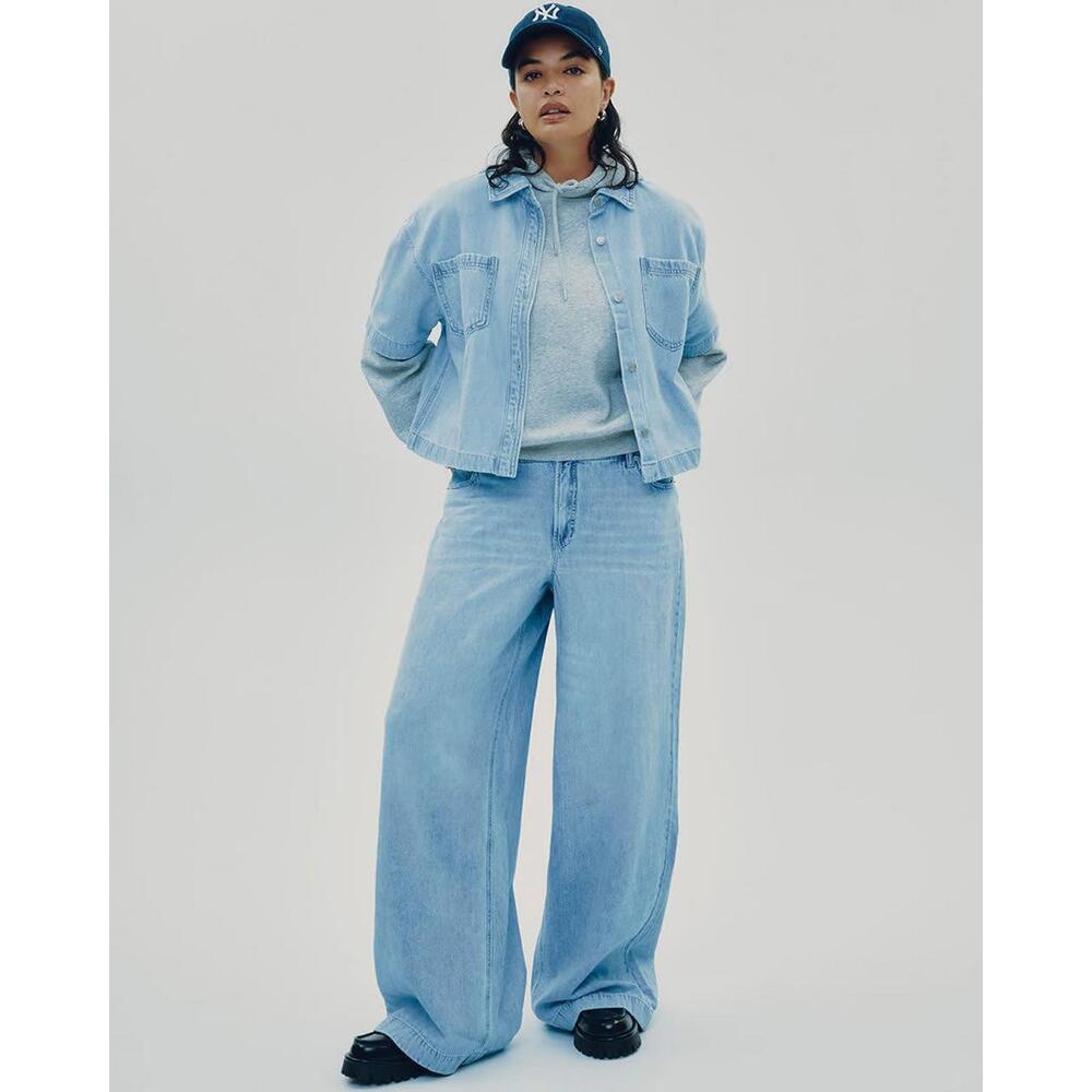 Wide-Leg High-Rise Jean - 33 Regular